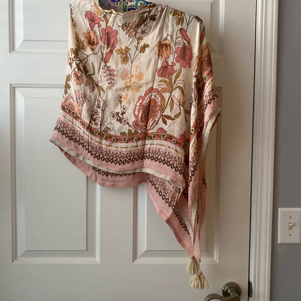 Spartina linen topper